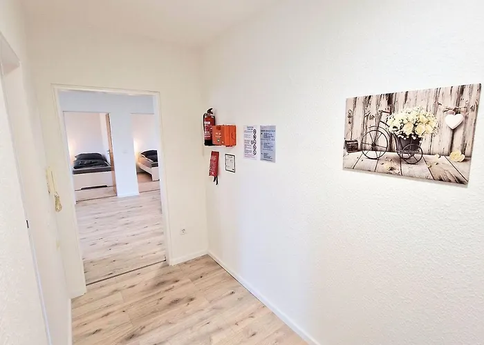 Apartment Modern 3-room With Balcony & Free Parking & Free Wi-fi In - Ha03