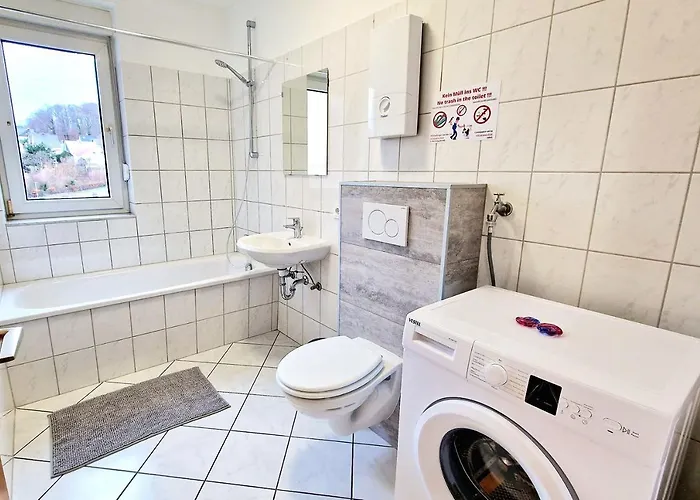 Modern 3-room With Balcony & Free Parking & Free Wi-fi In - Ha03 Apartment