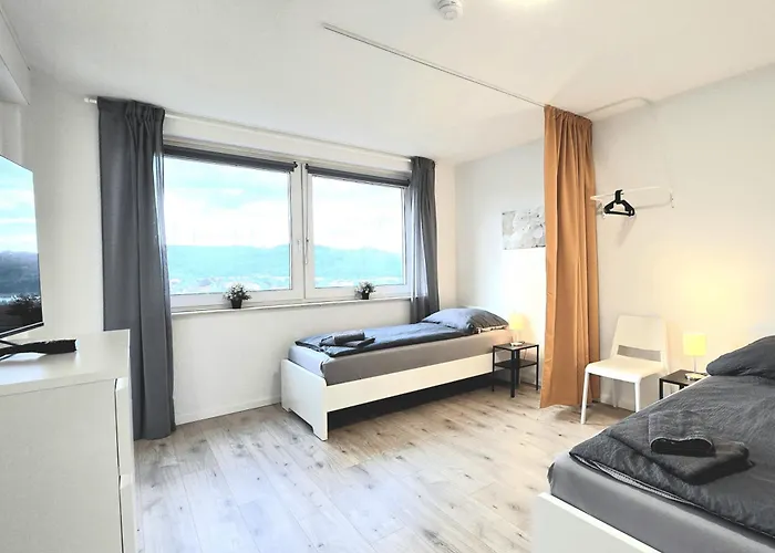 Apartment Modern 3-room With Balcony & Free Parking & Free Wi-fi In - Ha03 *